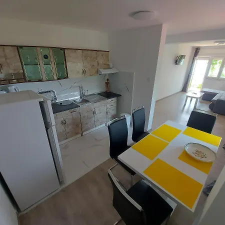 Apartman Novak *