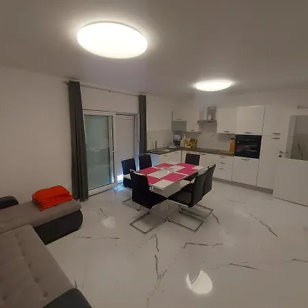 Novak Apartman Klenovica