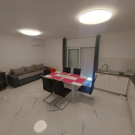 Apartman Novak
